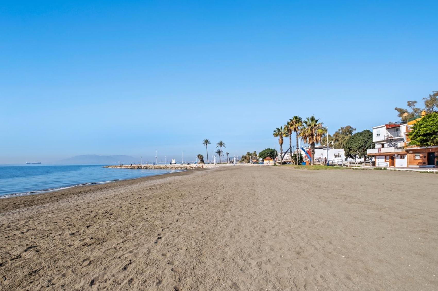 Apartamento Frente A La Playa Málaga Eksteriør bilde